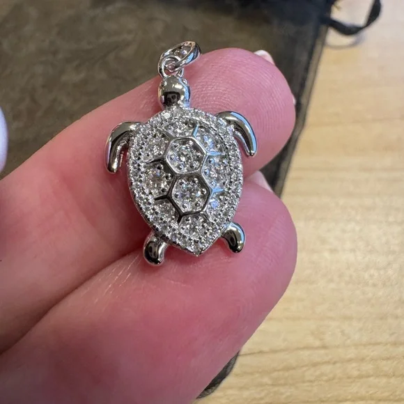 925 Sterling Silver Moissanite Turtle Pendant - Picture 2 of 5